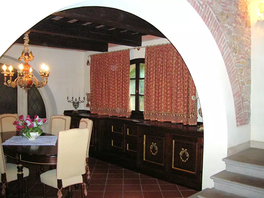 Immagine 11 di Casa colonica in vendita  a Vicopisano
