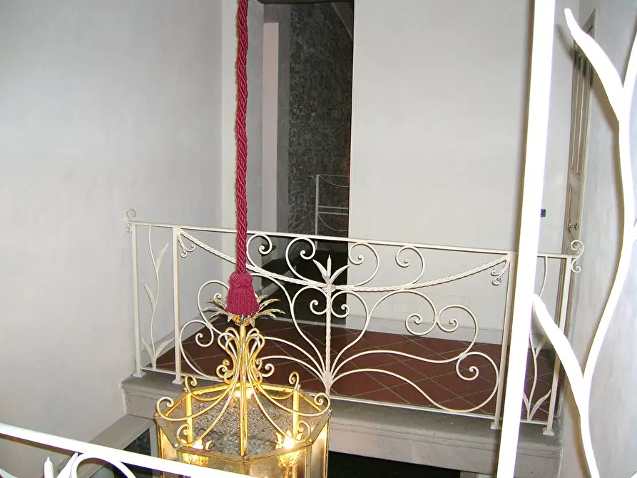 Immagine 27 di Casa colonica in vendita  a Vicopisano