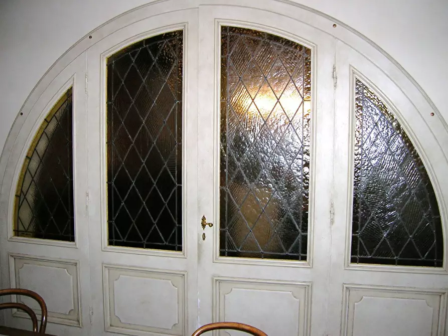 Immagine 14 di Casa colonica in vendita  a Vicopisano