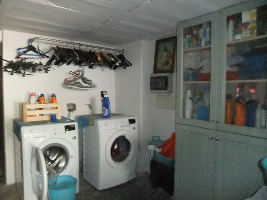 Immagine 11 di Appartamento in vendita  a Empoli