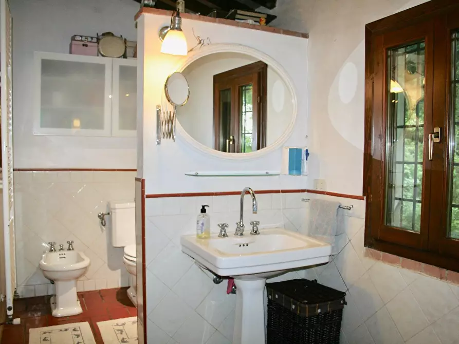 Immagine 16 di Appartamento in vendita  a Pontedera