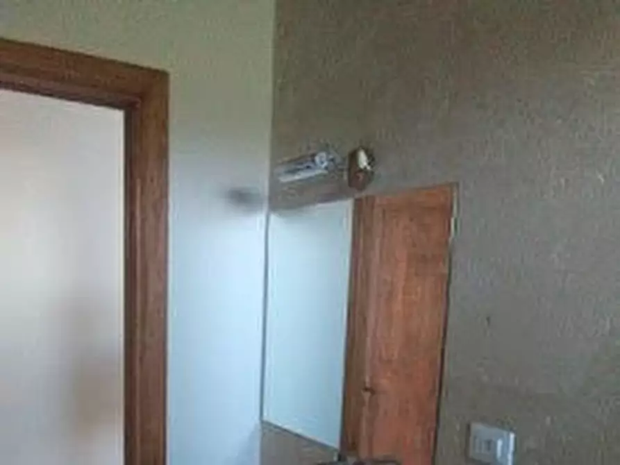 Immagine 19 di Casa bifamiliare in vendita  a San Giuliano Terme