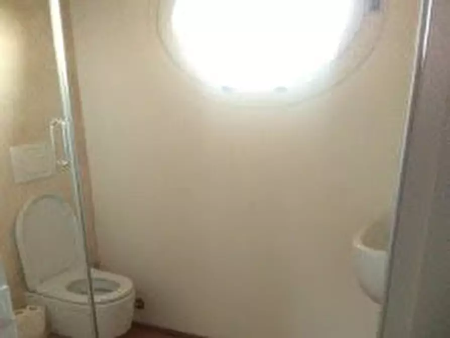 Immagine 38 di Casa bifamiliare in vendita  a San Giuliano Terme