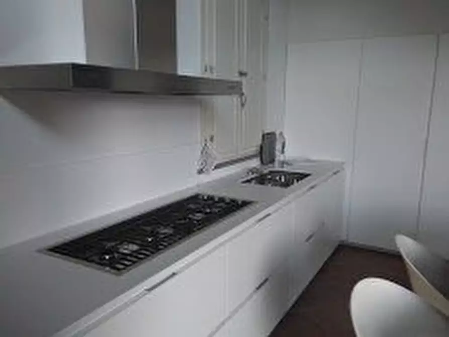 Immagine 3 di Casa bifamiliare in vendita  a San Giuliano Terme