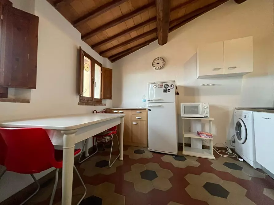 Immagine 8 di Appartamento in affitto  a Siena