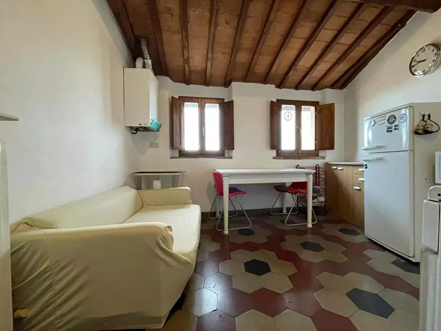 Immagine 2 di Appartamento in affitto  a Siena