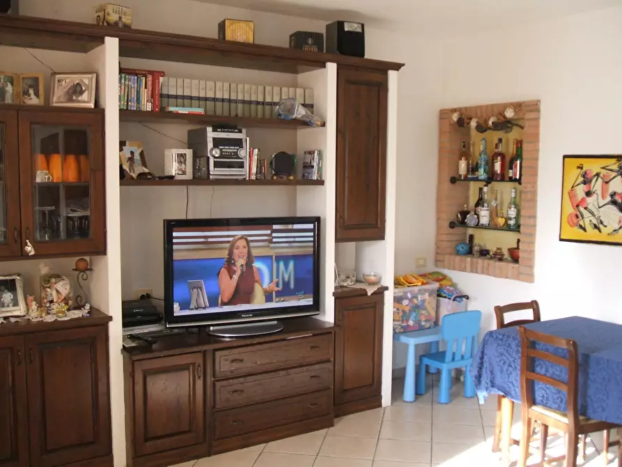 Immagine 3 di Appartamento in vendita  a Vecchiano