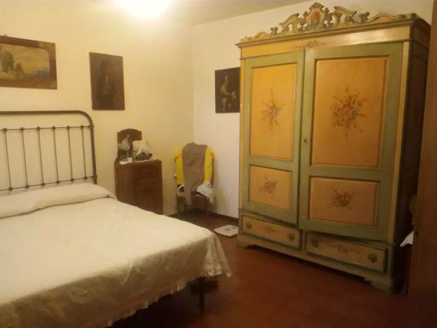 Immagine 57 di Casa colonica in vendita  a Collesalvetti
