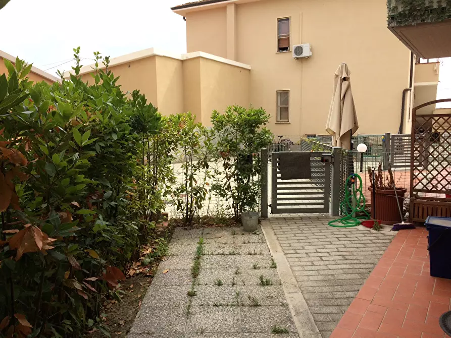 Immagine 10 di Appartamento in vendita  a Cascina
