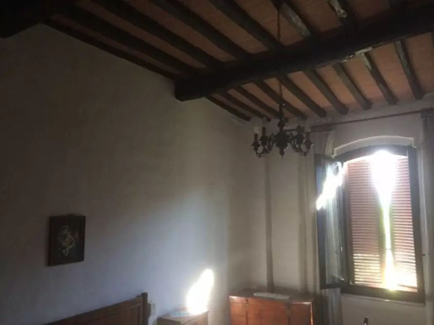 Immagine 10 di Appartamento in vendita  a Radicondoli