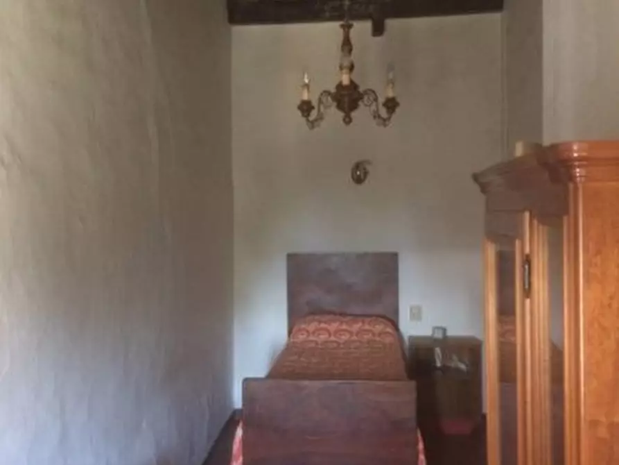 Immagine 32 di Appartamento in vendita  a Radicondoli