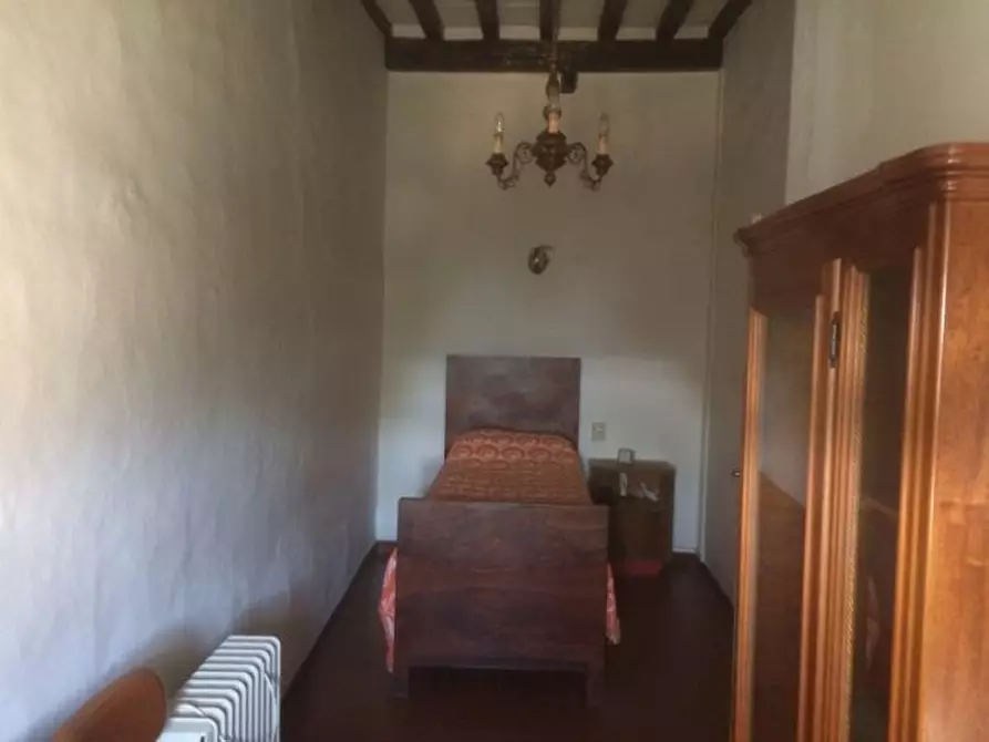 Immagine 30 di Appartamento in vendita  a Radicondoli