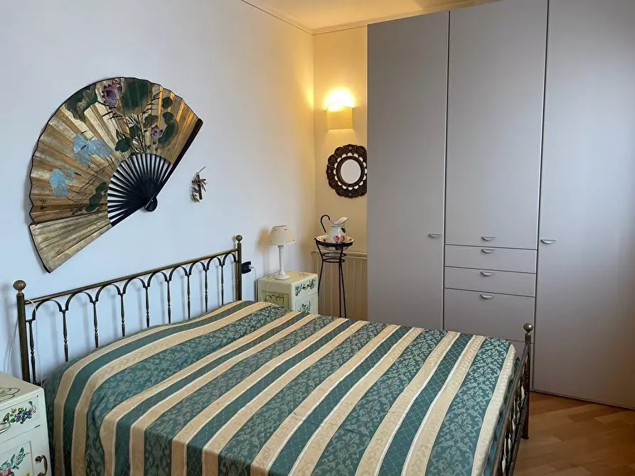 Immagine 21 di Villa in vendita  a Montignoso