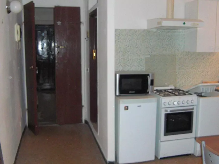 Immagine 2 di Appartamento in affitto  a Carrara