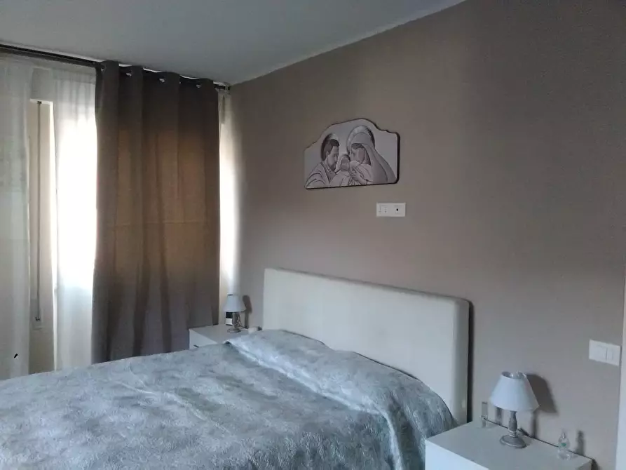 Immagine 4 di Porzione di casa in vendita  a Massa