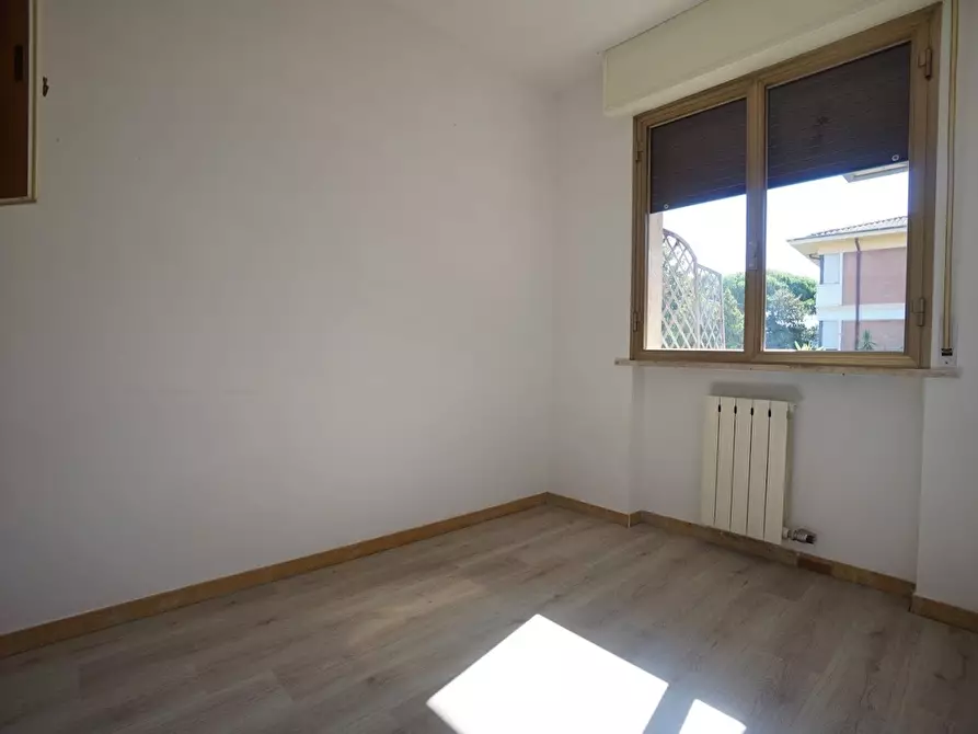 Immagine 20 di Appartamento in vendita  a Massa