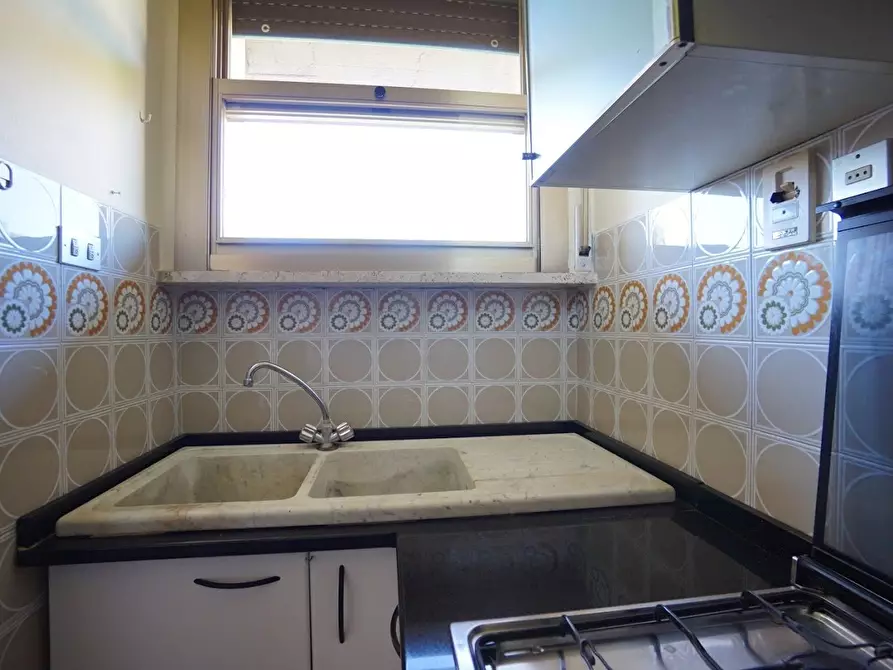 Immagine 17 di Appartamento in vendita  a Massa