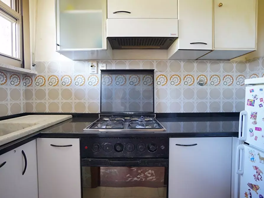 Immagine 16 di Appartamento in vendita  a Massa