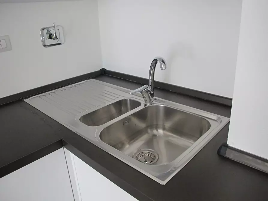 Immagine 14 di Appartamento in affitto  a Vinci
