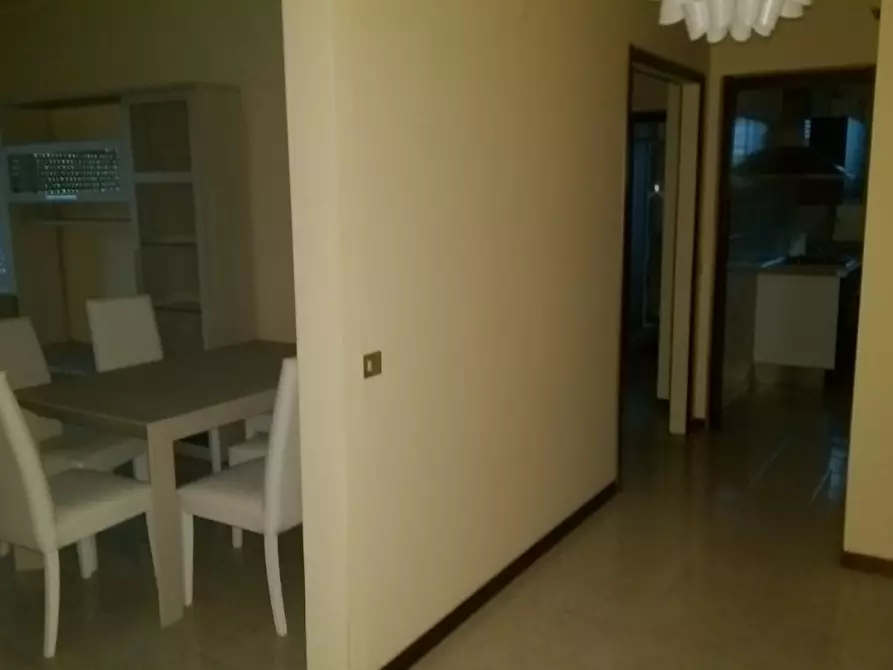 Immagine 1 di Appartamento in vendita  a Massa