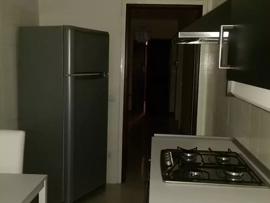 Immagine 7 di Appartamento in vendita  a Massa