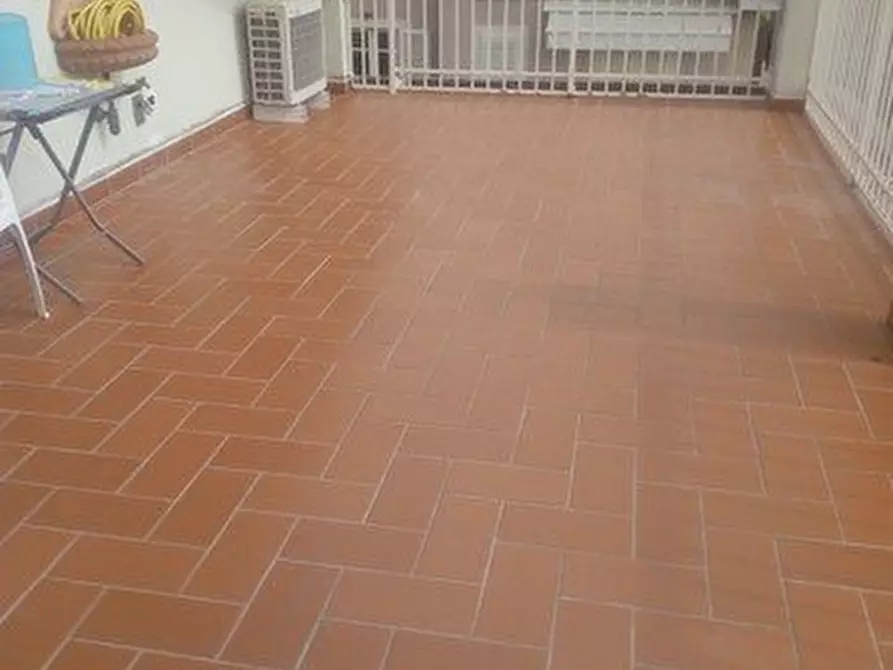 Immagine 5 di Mansarda in vendita  a Massa