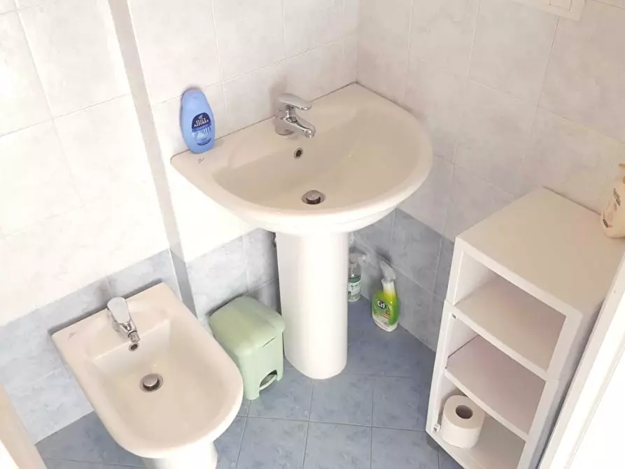 Immagine 16 di Mansarda in vendita  a Massa