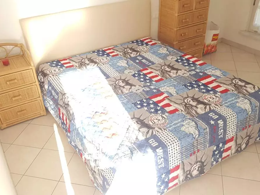 Immagine 10 di Mansarda in vendita  a Massa