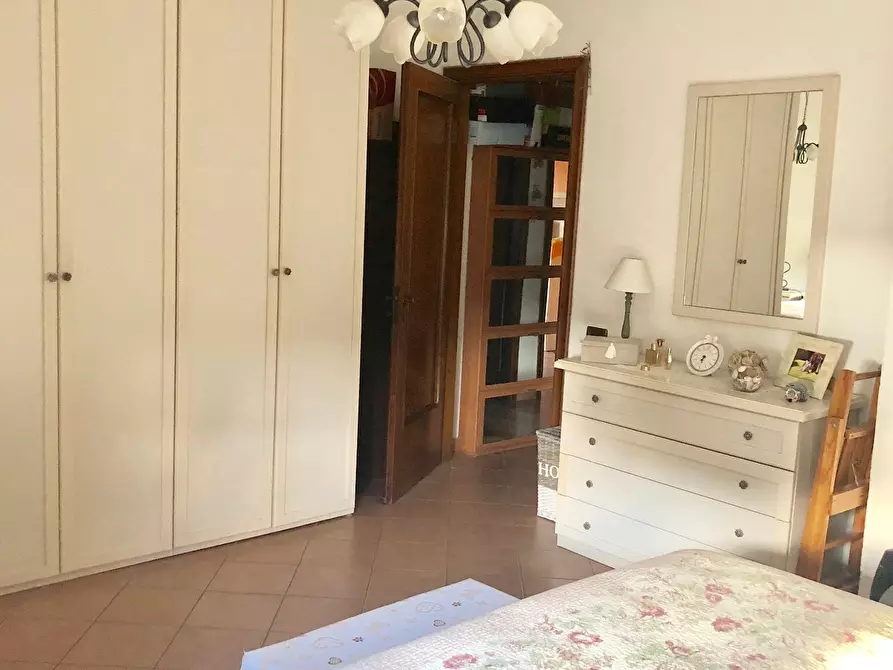 Immagine 17 di Appartamento in vendita  a Pisa