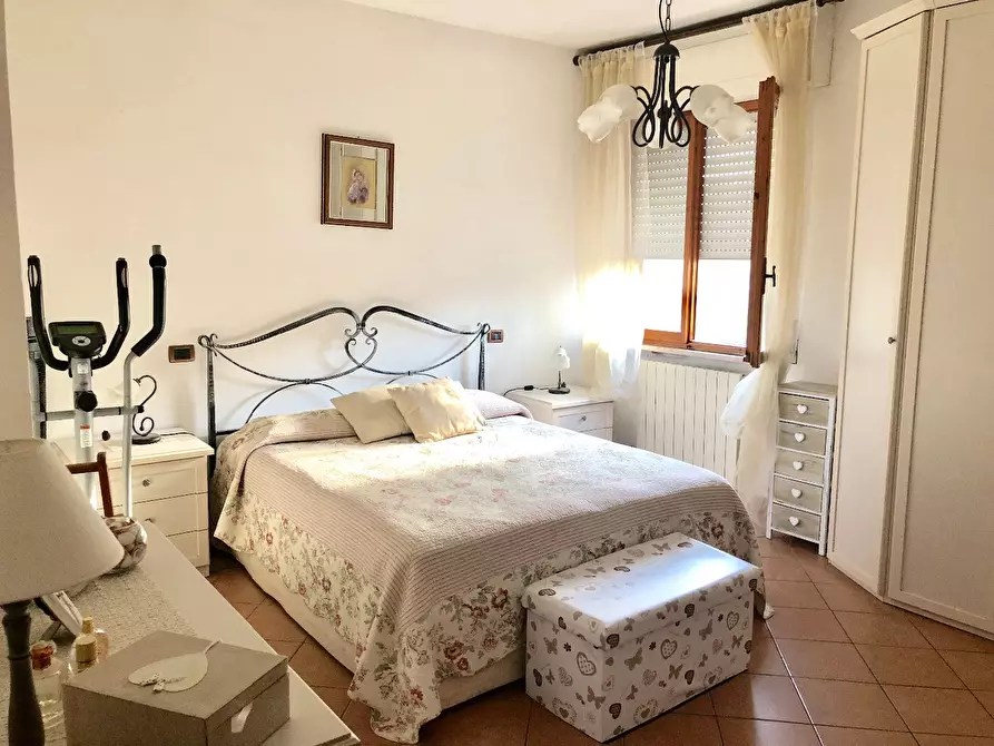 Immagine 16 di Appartamento in vendita  a Pisa