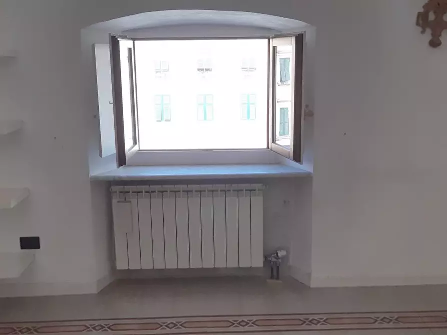 Immagine 3 di Appartamento in vendita  a Carrara