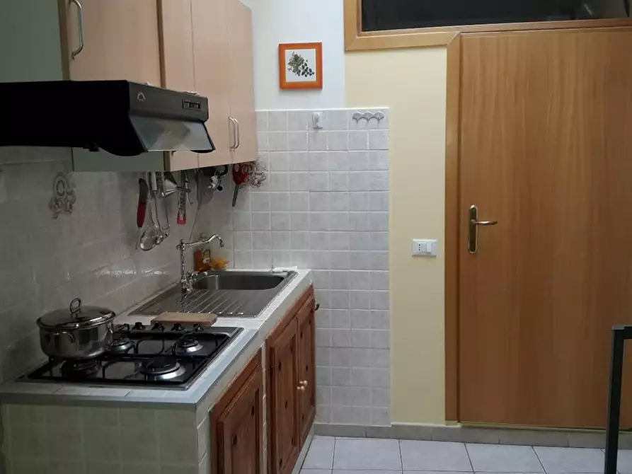 Immagine 3 di Appartamento in vendita  a Livorno