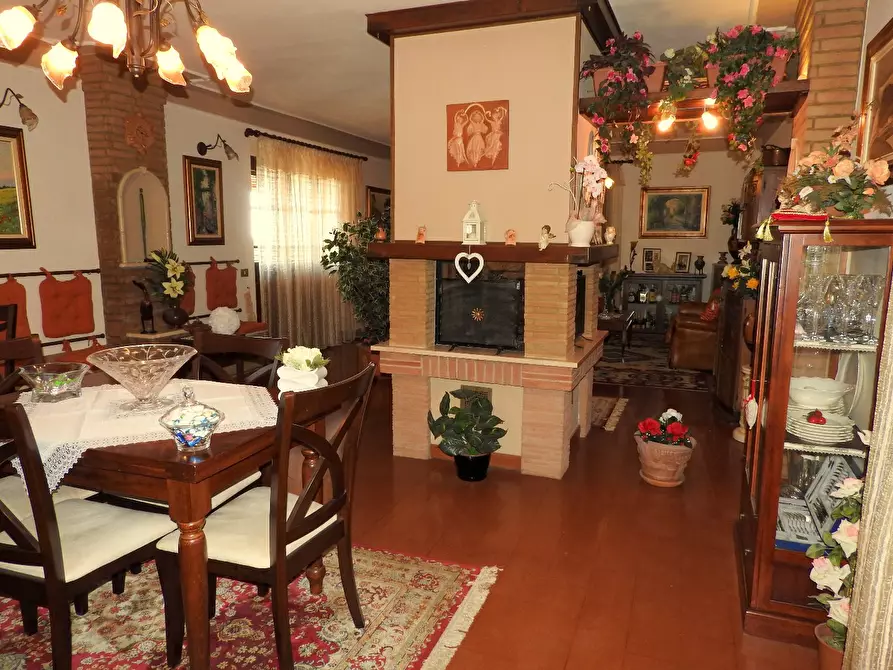 Immagine 14 di Casa colonica in vendita  a Cecina