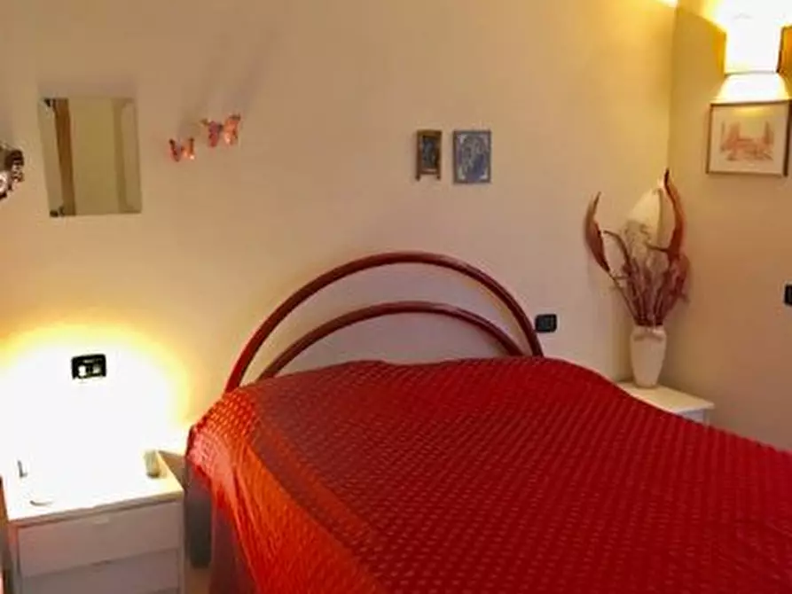 Immagine 13 di Villa in vendita  a Montignoso