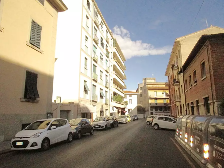 Immagine 35 di Appartamento in affitto  a Pisa
