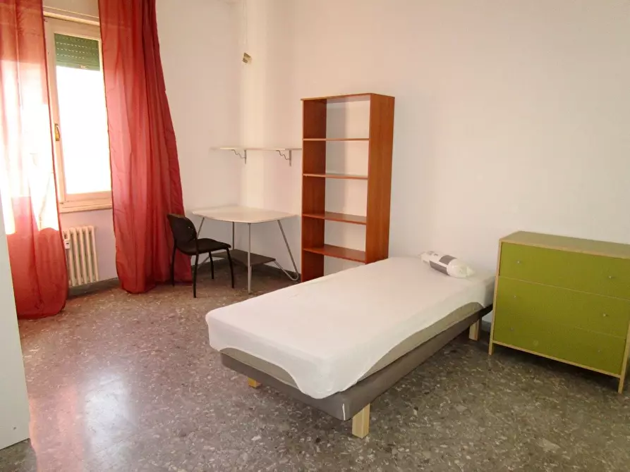 Immagine 21 di Appartamento in affitto  a Pisa