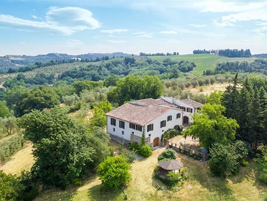 Immagine 10 di Casa colonica in vendita  a Montespertoli