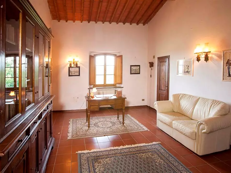 Immagine 14 di Casa colonica in vendita  a Montespertoli