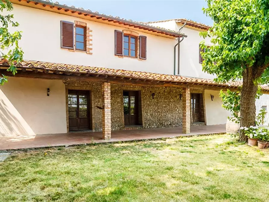 Immagine 7 di Casa colonica in vendita  a Montespertoli