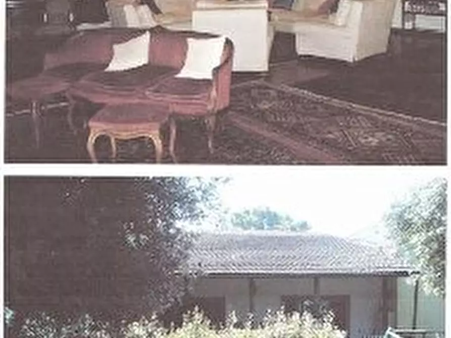 Immagine 12 di Villa in vendita  a Pisa