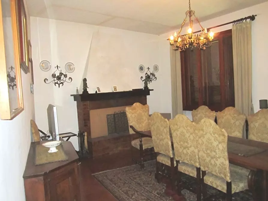 Immagine 30 di Villa in vendita  a Pisa