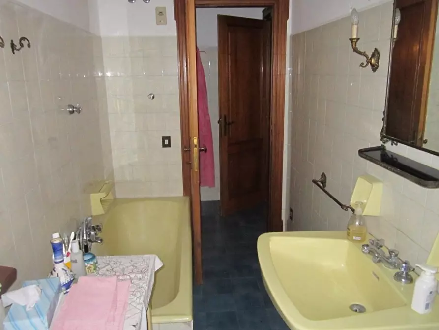 Immagine 48 di Villa in vendita  a Pisa