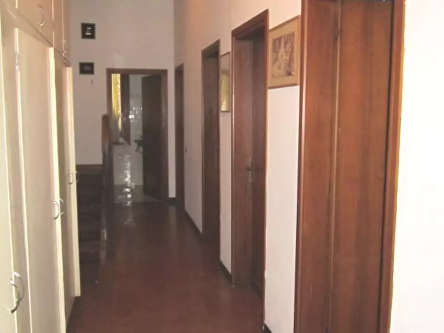 Immagine 29 di Villa in vendita  a Pisa