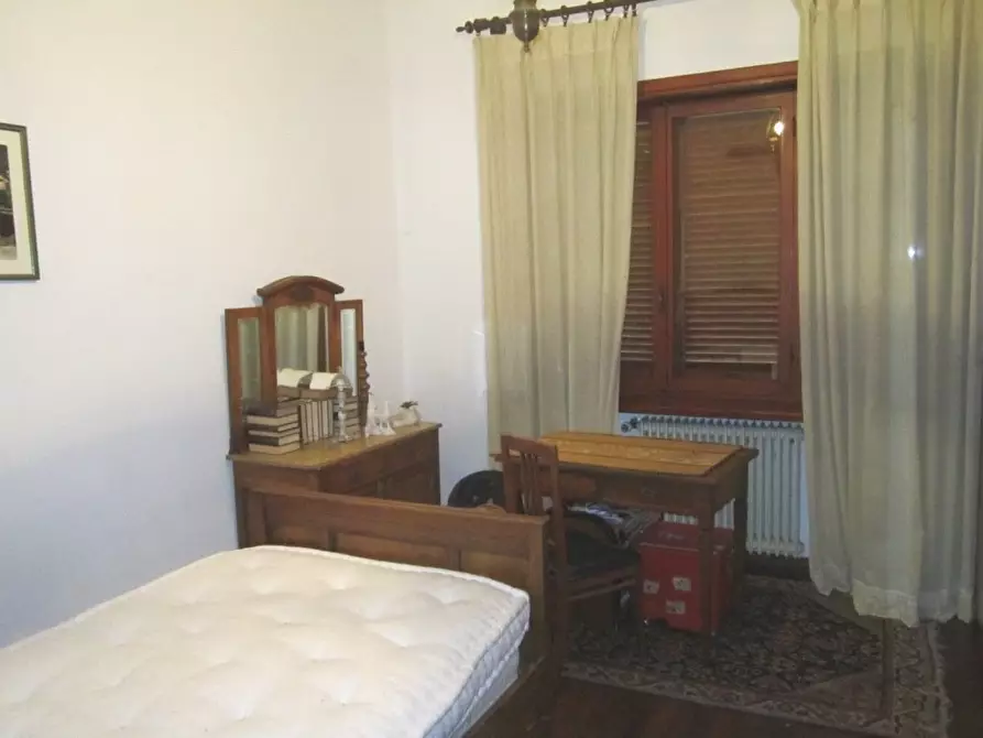 Immagine 42 di Villa in vendita  a Pisa