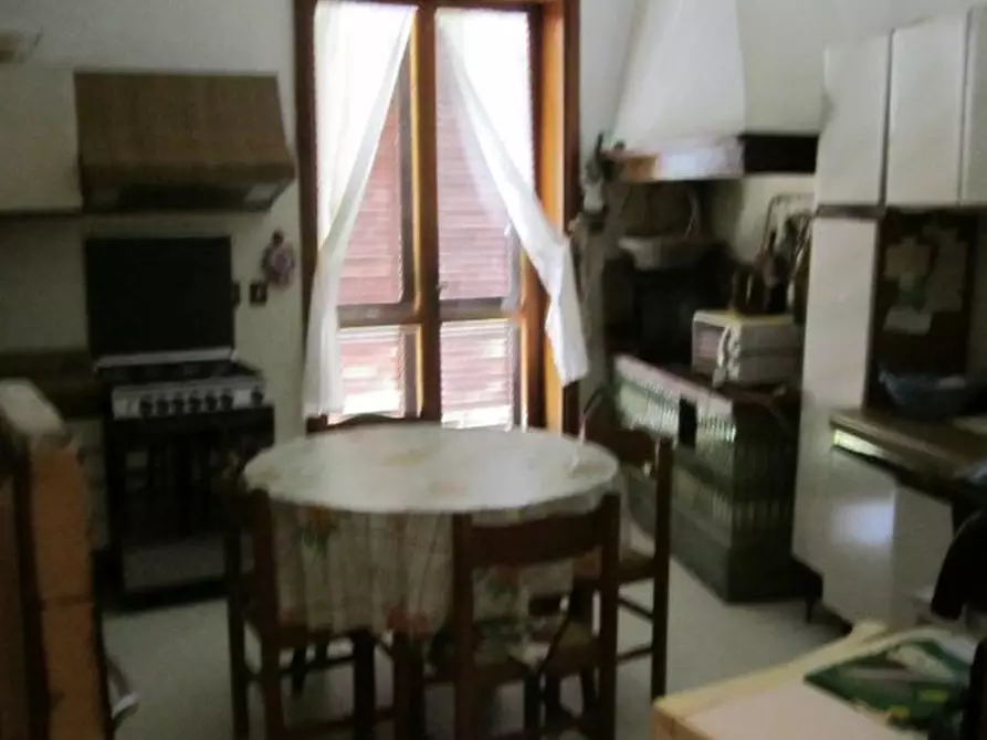 Immagine 25 di Villa in vendita  a Pisa