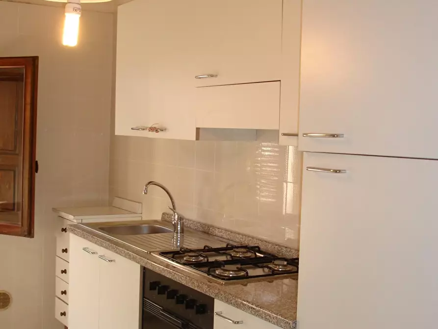 Immagine 6 di Appartamento in affitto  a Capannoli