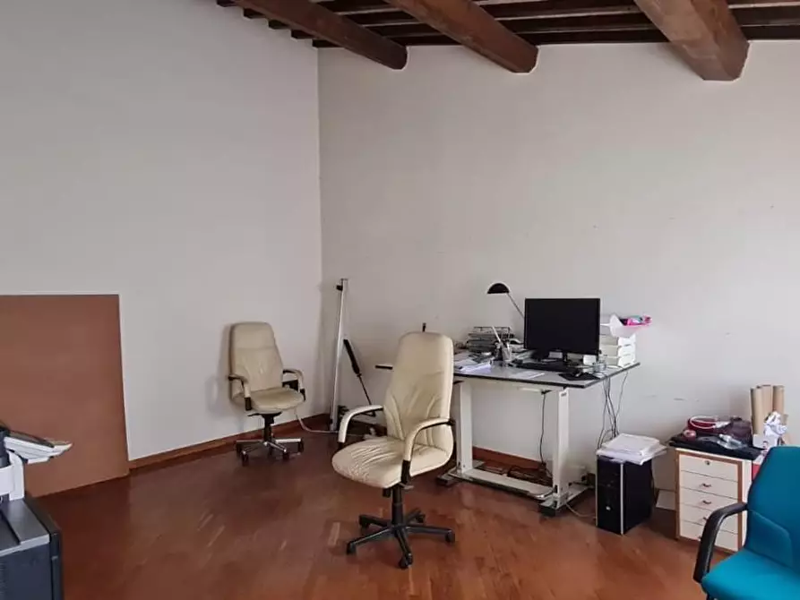 Immagine 1 di Ufficio in affitto  a Capannoli