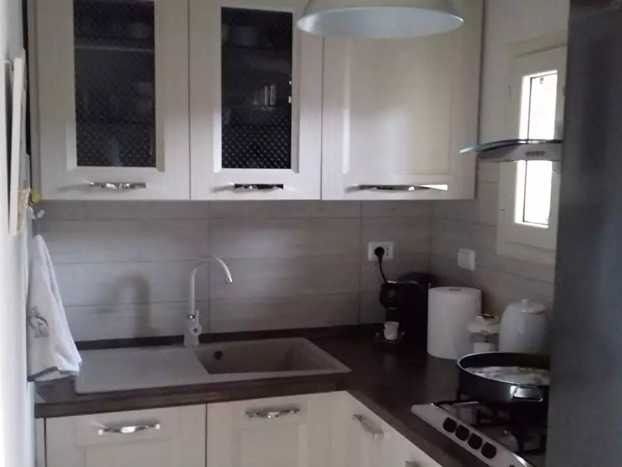 Immagine 2 di Casa semindipendente in affitto  a Carrara