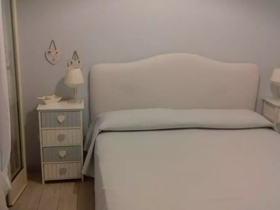 Immagine 4 di Casa semindipendente in affitto  a Carrara