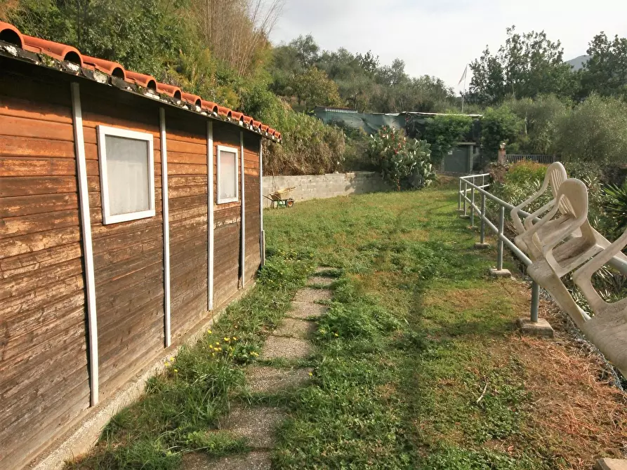 Immagine 26 di Casa colonica in vendita  a Carrara